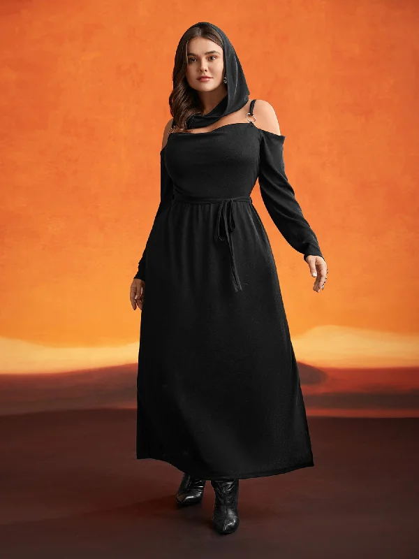 Maxi dresses with bow accents at the waist for a sweet appearanceObsidian Side Slit Accents Maxi Dress