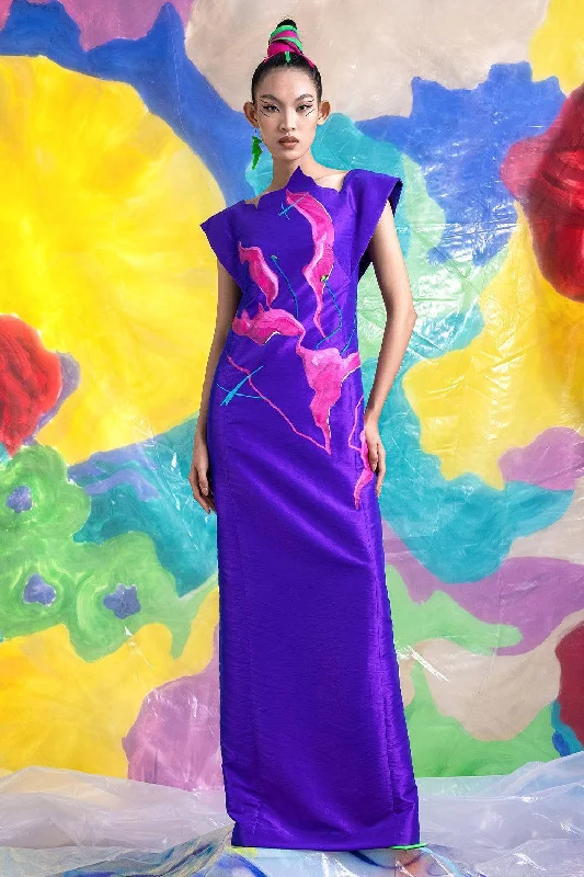 Maxi dresses with a pleated skirt for a timeless and elegant appearanceMerida Straight Cap Sleeved Taffeta Floor Length Dress