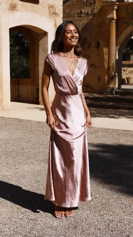 Maxi dresses with cut - out details on the sides for a modern edgeSelma Maxi Dress - Dusty Pink