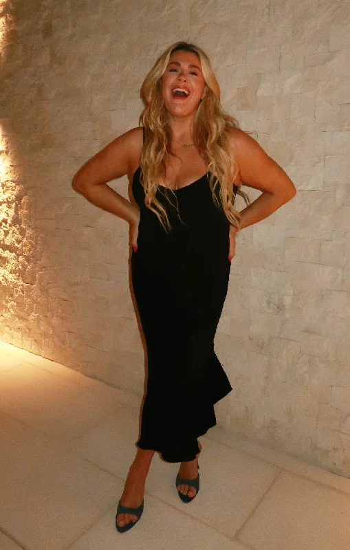 Maxi dresses with a pleated skirt for a timeless and elegant appearanceUptown Slip Dress ~ Black Maxi dresses with a pleated skirt for a timeless and elegant appearanceUptown Slip Dress ~ Black