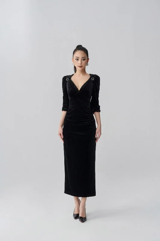 Wrap - style midi dresses in silk for a sophisticated office lookAneta Sheath V-Neck Velvet Midi Dress