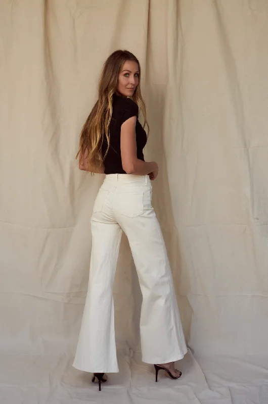 Denim Top with a Belted Waist for a Defined SilhouetteCynthia Jean Natural