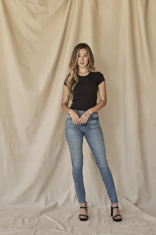 Denim Top with a Metallic Accent for a Shiny LookLani Light Mid-Rise Jean with Raw Hem