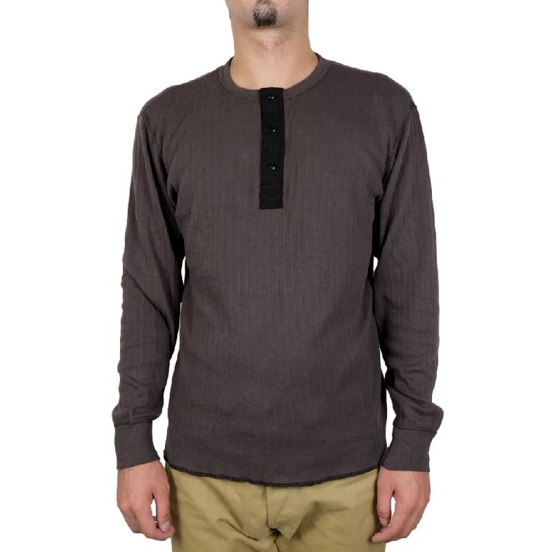 Distressed women jeans for a trendy and edgy lookLoop & Weft Smooth Drop Needle Rib Knit L/S Henley (Black)
