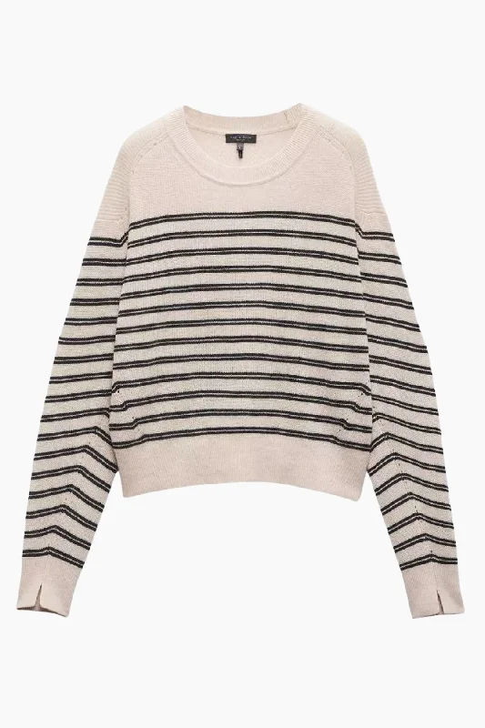 Button - Down Denim Top with a Classic DesignRag & Bone Bree Crewneck Jumper - Turtle Dove Button - Down Denim Top with a Classic DesignRag & Bone Bree Crewneck Jumper - Turtle Dove