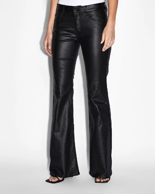 Straight - leg women jeans with a classic and timeless appealSOHO LO JINX