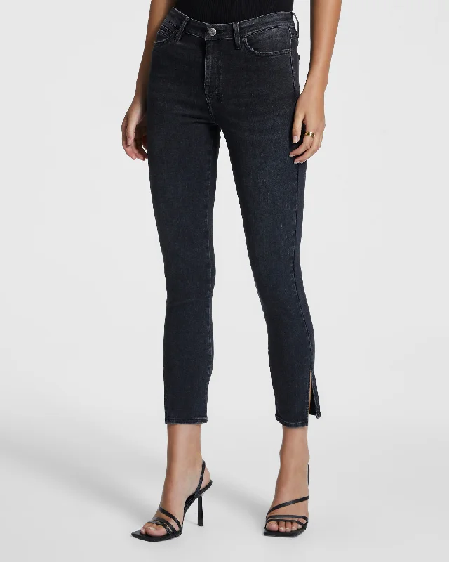 Denim Top with a Collared Neckline for a Preppy StyleSPRAY ON TWILIGHT