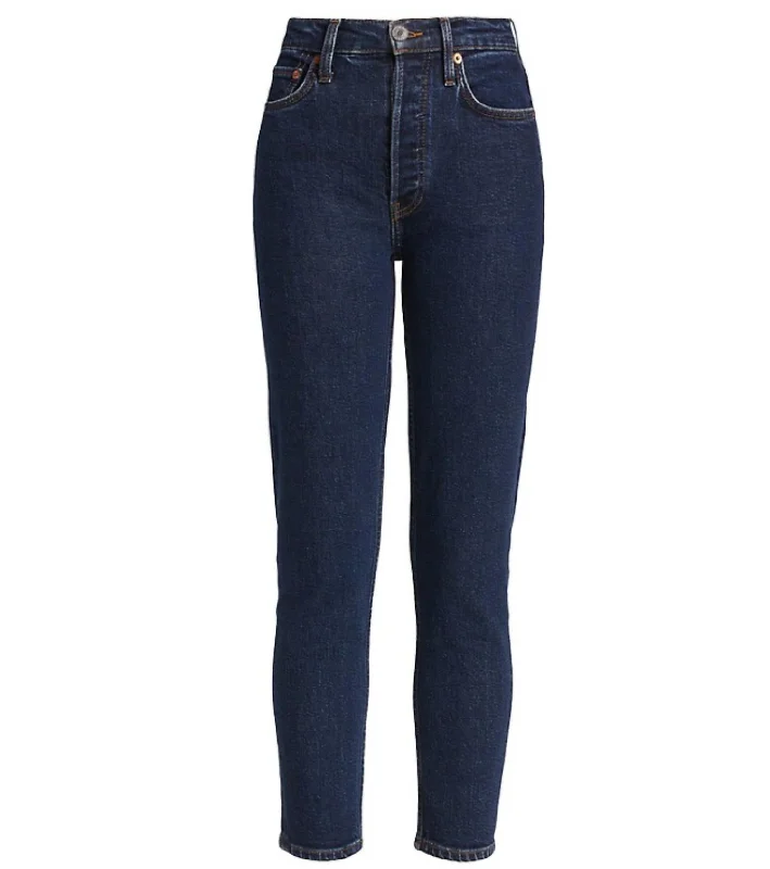 Women's paisley bohemian pants Embroidered women jeans with intricate patterns 70S Stove Pipe Dark Rinse 5 Pocket Style Cropped Denim Jeans In Dark Blue Women's paisley bohemian pants Embroidered women jeans with intricate patterns 70S Stove Pipe Dark Rinse 5 Pocket Style Cropped Denim Jeans In Dark Blue