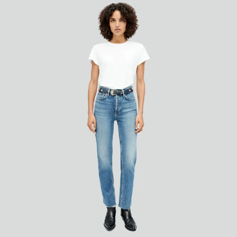 Women's pleated office pants Dark - wash women jeans for a sophisticated and slimming effect 70s Stove Pipe Jeans (Mid 70s) Women's pleated office pants Dark - wash women jeans for a sophisticated and slimming effect 70s Stove Pipe Jeans (Mid 70s)