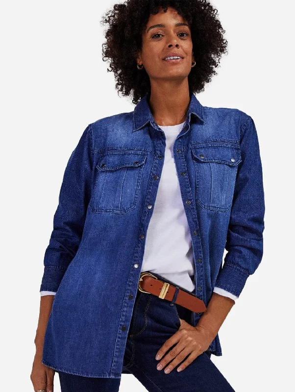Women's pants for outdoor adventures Dark - wash women jeans for a sophisticated and slimming effect Daeme Organic Cotton Denim Shirt | Washed Indigo Women's pants for outdoor adventures Dark - wash women jeans for a sophisticated and slimming effect Daeme Organic Cotton Denim Shirt | Washed Indigo