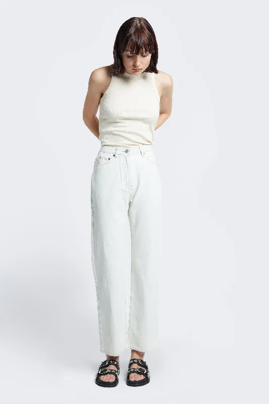 Women's wide - leg dress pants Bootcut women jeans to complement various shoe styles Evade Straight Leg Jean Pale Blue Women's wide - leg dress pants Bootcut women jeans to complement various shoe styles Evade Straight Leg Jean Pale Blue