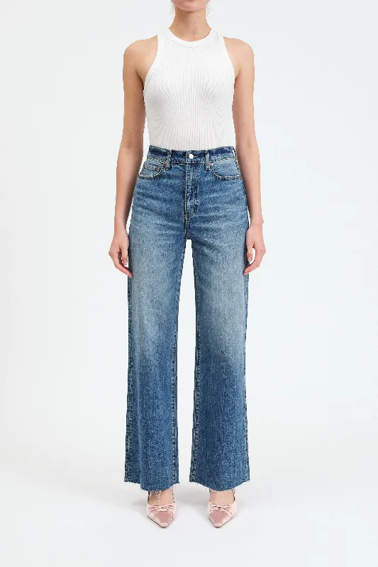 Women's lace - trimmed evening pants Light - wash women jeans for a fresh and summery appearance Far Out Women's lace - trimmed evening pants Light - wash women jeans for a fresh and summery appearance Far Out