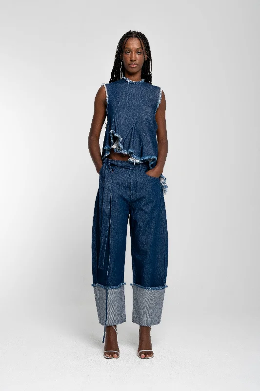 Women's expensive designer pants Dark - wash women jeans for a sophisticated and slimming effect INDIGO ROLL UP TROUSERS WITH BELTS Women's expensive designer pants Dark - wash women jeans for a sophisticated and slimming effect INDIGO ROLL UP TROUSERS WITH BELTS