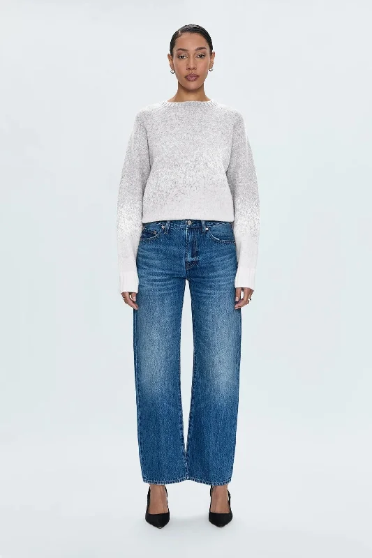 Women's designer brand pants High - rise flare women jeans for a 70s - inspired look Lexi Mid Rise Bowed Straight