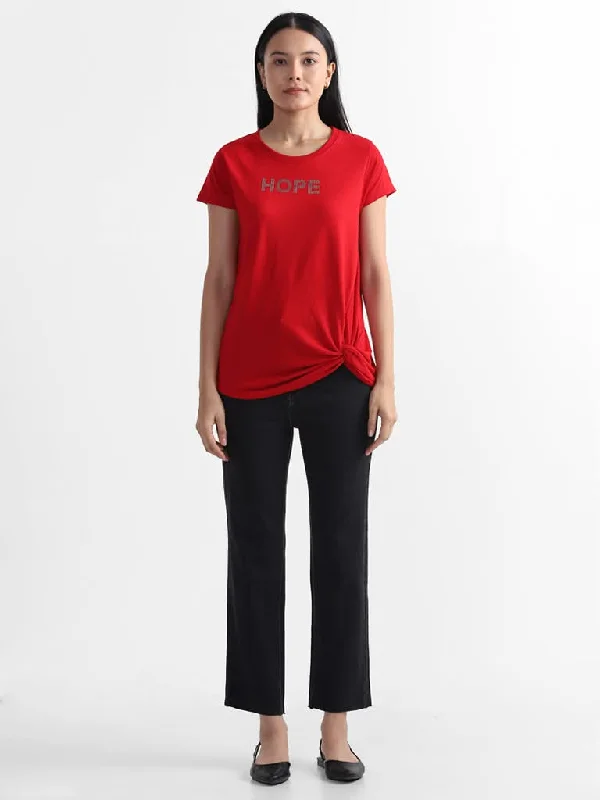 Women's petite - fit skinny pants High - waisted women jeans for a flattering silhouette LOV Black Relaxed - Fit Mid - Rise Jeans Women's petite - fit skinny pants High - waisted women jeans for a flattering silhouette LOV Black Relaxed - Fit Mid - Rise Jeans