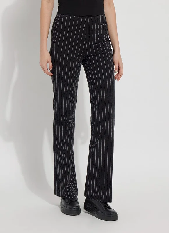 Women's hand - made artisanal pants Acid - wash women jeans with a retro finish Patterned Denim Trouser (Plus Size) Women's hand - made artisanal pants Acid - wash women jeans with a retro finish Patterned Denim Trouser (Plus Size)