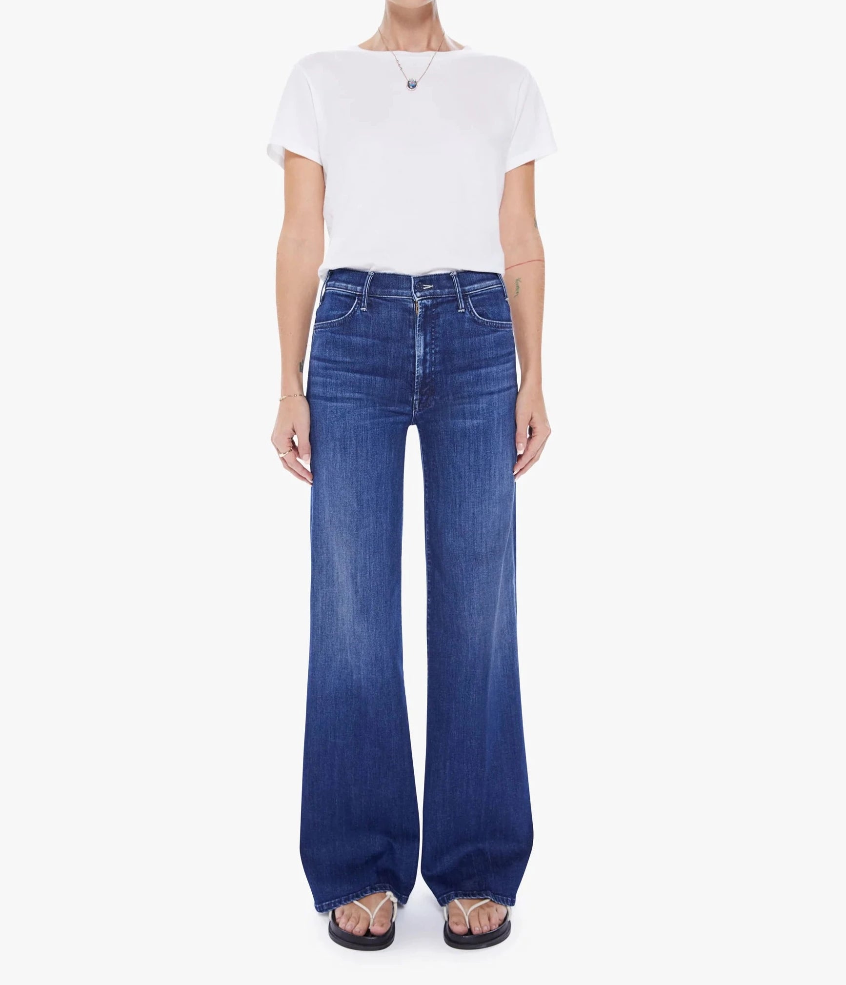 Women's pants for outdoor adventures Dark - wash women jeans for a sophisticated and slimming effect MOTHER DENIM THE HUSTLER ROLLER SNEAK