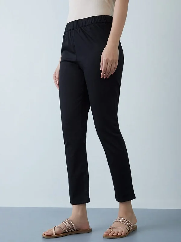 Women's drawstring athletic pants High - rise flare women jeans for a 70s - inspired look Utsa Black Cotton Blend Ethnic Pants Women's drawstring athletic pants High - rise flare women jeans for a 70s - inspired look Utsa Black Cotton Blend Ethnic Pants