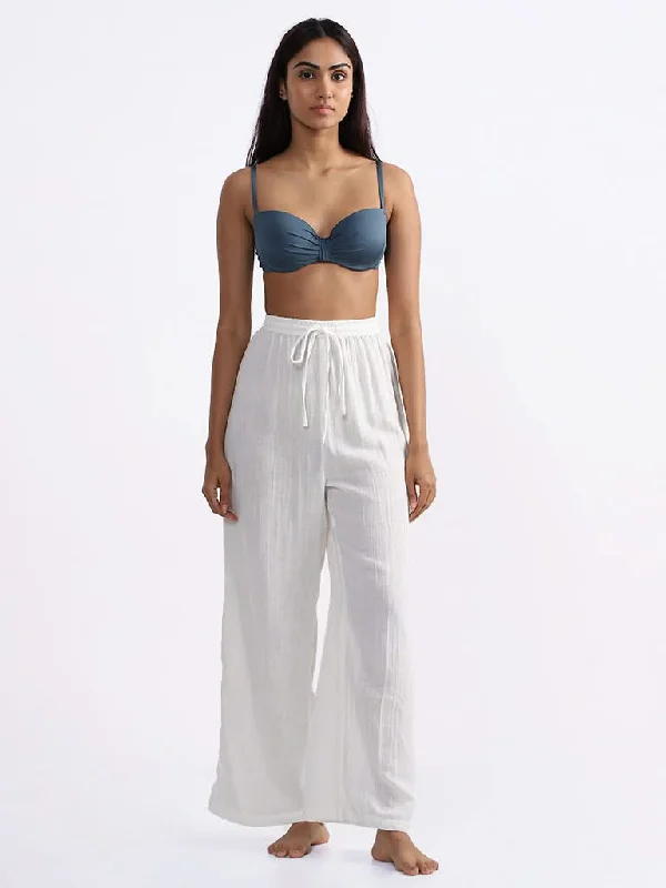 Women's two - piece pant set Ripped women jeans for a rebellious and fashion - forward style Wunderlove Plain White Relaxed Fit Beach Pants Women's two - piece pant set Ripped women jeans for a rebellious and fashion - forward style Wunderlove Plain White Relaxed Fit Beach Pants