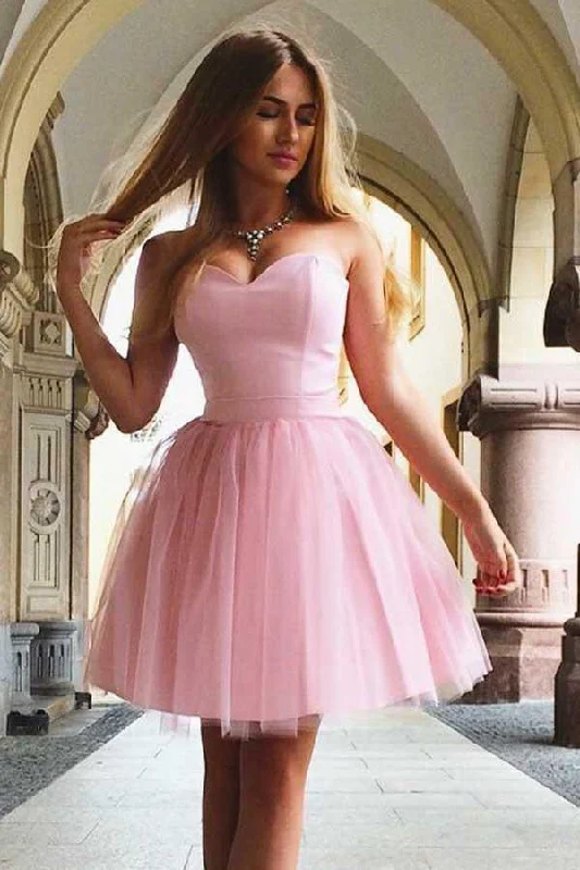 Party dresses with a mermaid silhouette for a figure - hugging fit​A-Line Sweetheart Lace-up Short Pink Tulle Homecoming Dress PD199