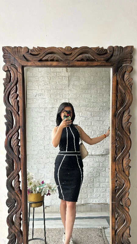 Bodycon dress with a metallic finish​Blavk beauty 30-32 bust/l:32
