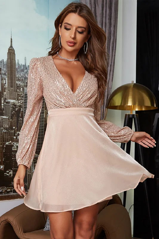 Mini cocktail dresses with a tiered ruffled skirt and a scoop neckChampagne V-Neck Sequined Homecoming Dress Mini cocktail dresses with a tiered ruffled skirt and a scoop neckChampagne V-Neck Sequined Homecoming Dress