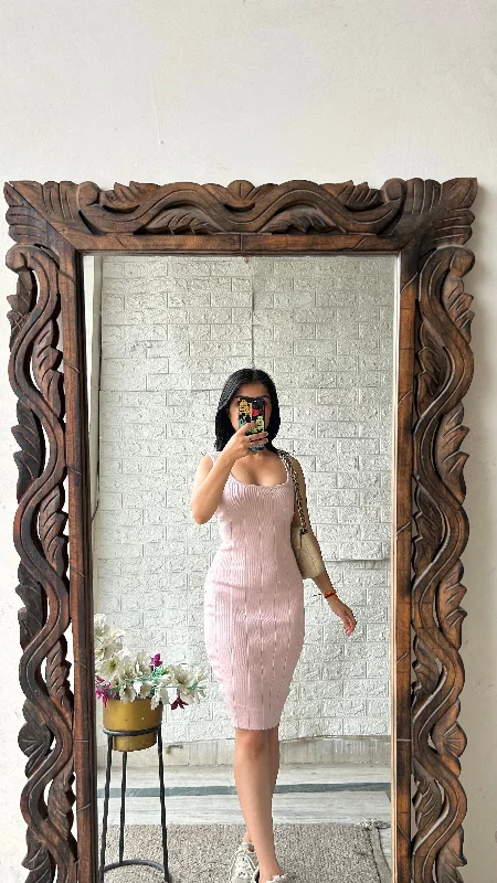 Bodycon dress for a homecoming dance​Cute dresss 32-34 busttt/l:33