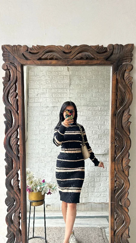 Bodycon dress with a patchwork pattern​Cuteeee dress 34-38 bust/l;36
