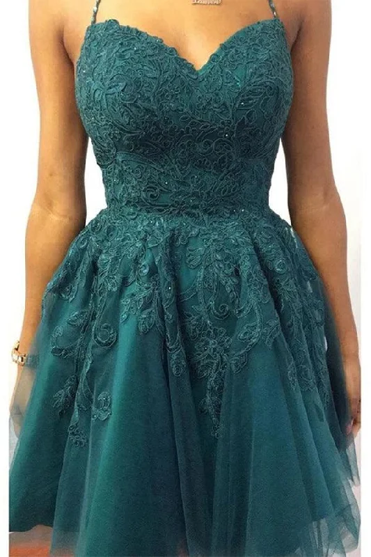 Party dresses with a lace overlay for a feminine touchHalter Neck Short Emerald Green Lace Prom Dresses Homecoming Dresses PD448 Party dresses with a lace overlay for a feminine touchHalter Neck Short Emerald Green Lace Prom Dresses Homecoming Dresses PD448