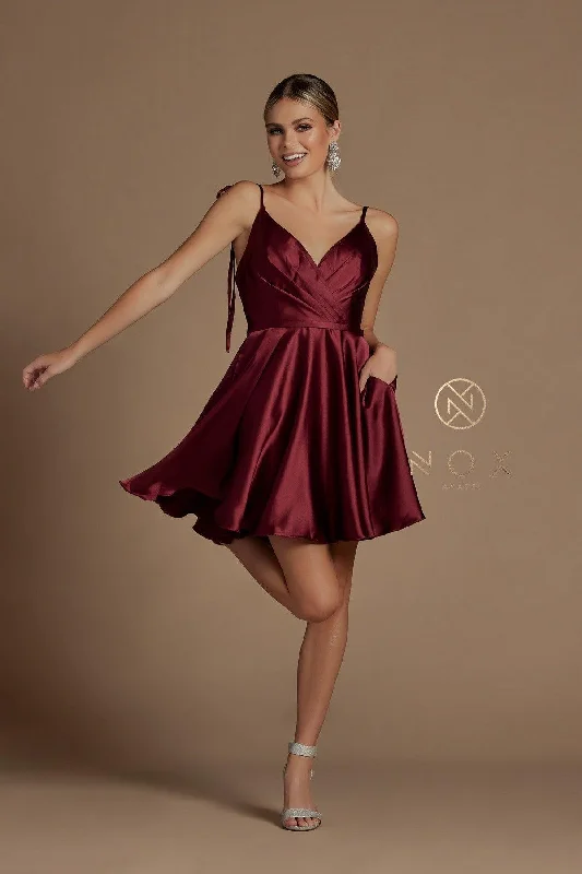 Cocktail dresses with off - the - shoulder designs and beaded accentsHomecoming Short Spaghetti Strap Cocktail Dress Sale