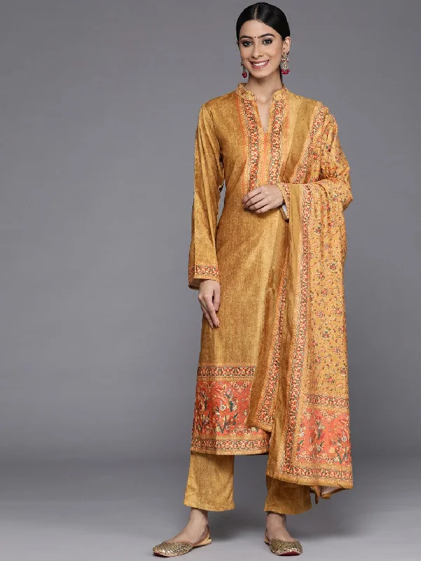 One - shoulder cocktail dresses in emerald green for a bold statementMustard Printed Velvet Straight Kurta With Dupatta