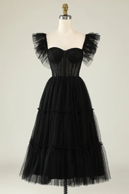 Empire - waist party dresses to accentuate the waistline​Tulle A-Line Sweetheart Black Short Prom Dress