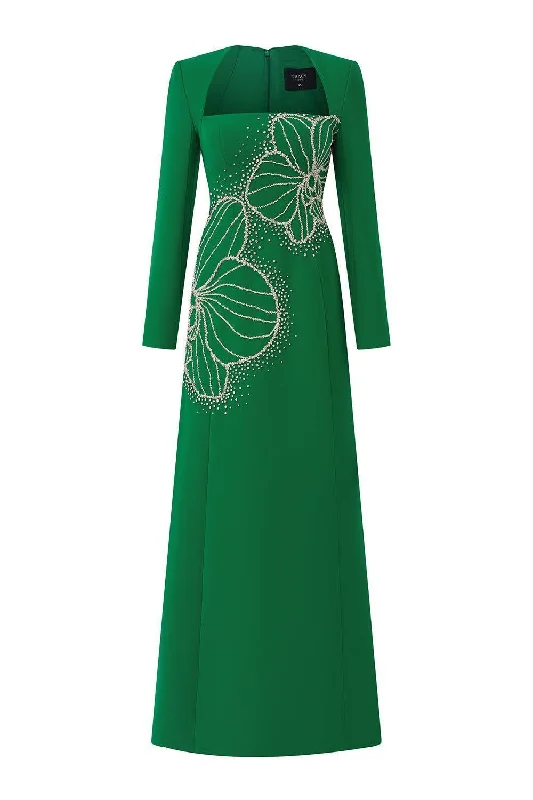Velvet party dresses in rich jewel tones for a sophisticated appearanceVivacy A-line Queen Anne Neck Velvet Satin Maxi Dress Velvet party dresses in rich jewel tones for a sophisticated appearanceVivacy A-line Queen Anne Neck Velvet Satin Maxi Dress