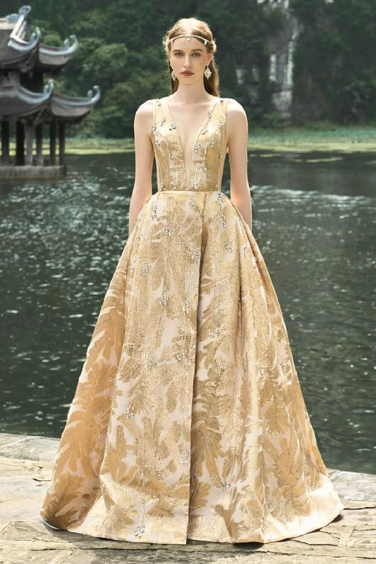 Evening party dresses with a long train for a dramatic entrance​Wanderlust Ball Gown Sleeveless Jacquard Floor Length Dress
