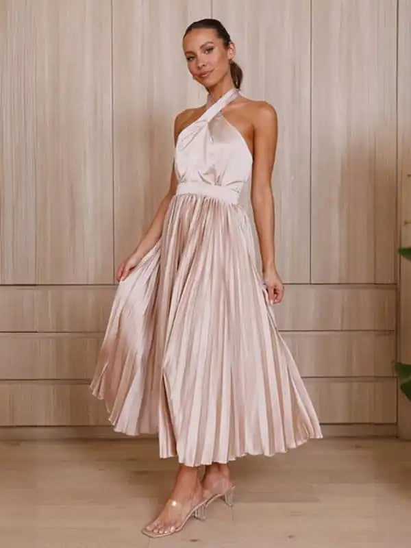 Mini cocktail dresses with a beaded bodice and a flirty A - line skirtWomen’s halter neck pleated elegant dress