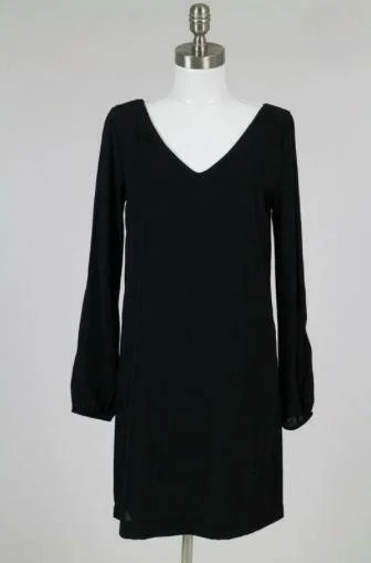 Geometric - printed wedding guest dresses for a modern weddingYou Never Know Black Long Sleeve Cold-Shoulder Shift Dress Geometric - printed wedding guest dresses for a modern weddingYou Never Know Black Long Sleeve Cold-Shoulder Shift Dress