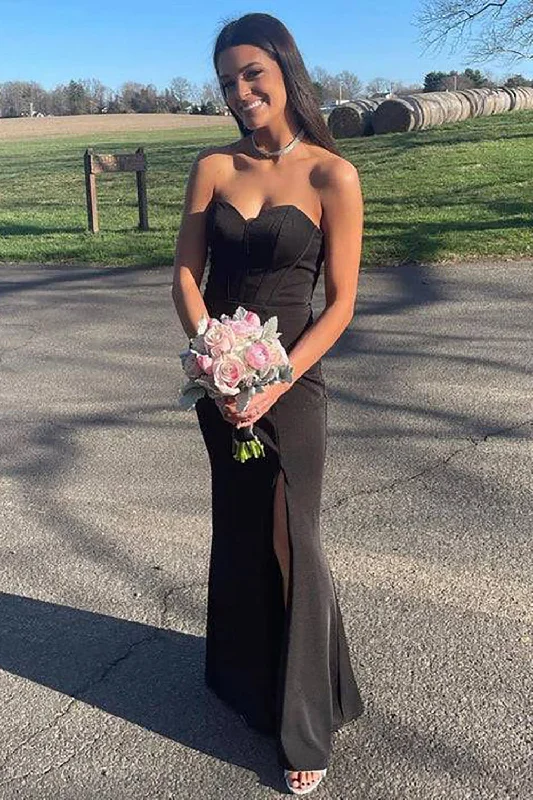 Party dresses with a cut - out design for a daring and edgy style​Black Sweetheart Long Corset Prom Dress With Slit