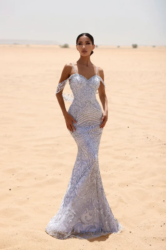 Strapless formal dresses with tulle skirts for a classic prom lookChic and Holland HF110038