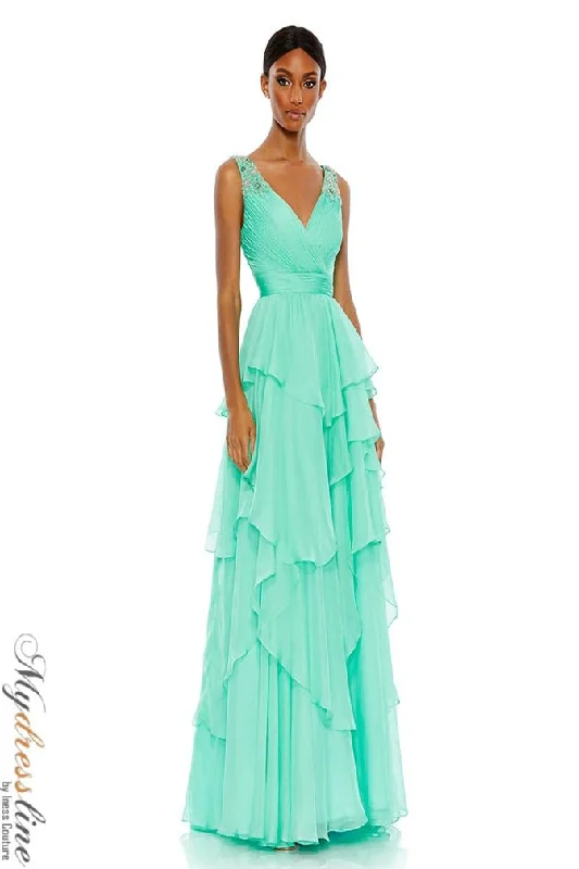 Strapless formal dresses with tulle skirts for a classic prom lookMac Duggal 68035
