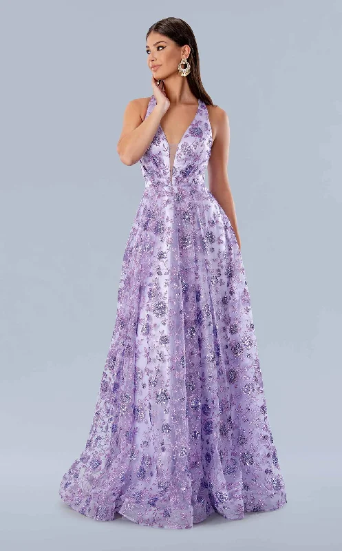 Formal dresses with halter necks and lace - up backs for a stylish promStella Couture 24207 Dress