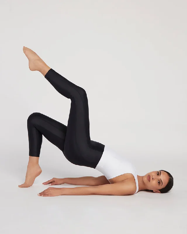 Crop Bodysuits to Pair with High - Waisted BottomsElla Bodysuit - Black/White