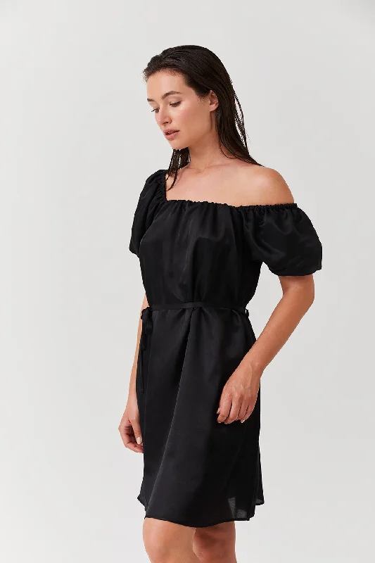 Split - hem cover ups for a more dynamic and stylish appearanceLUMA PUFF SLEEVE DRESS COVER UP Split - hem cover ups for a more dynamic and stylish appearanceLUMA PUFF SLEEVE DRESS COVER UP