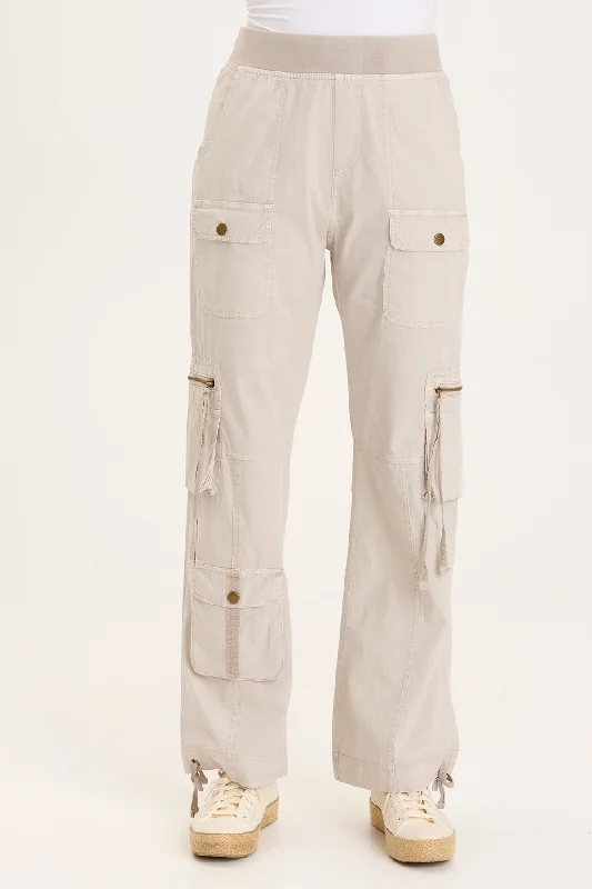 Plus Size Women's Button - Down One - Pieces in Light Blue for a Casual and Comfortable Day OutPoplin Chaucer Pant